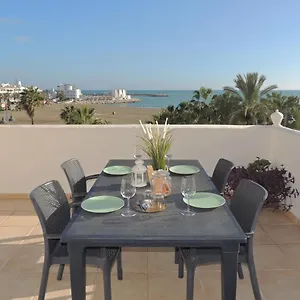 https://ole-playa-5a-beach-front-a-pie-de-playa-sea-views.es-andalucia.com